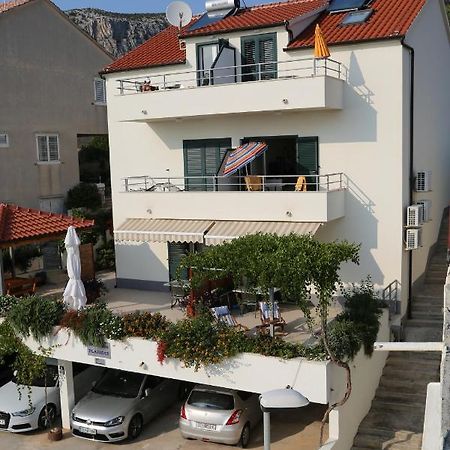 Apartments Stipe Plazibat هفار المظهر الخارجي الصورة