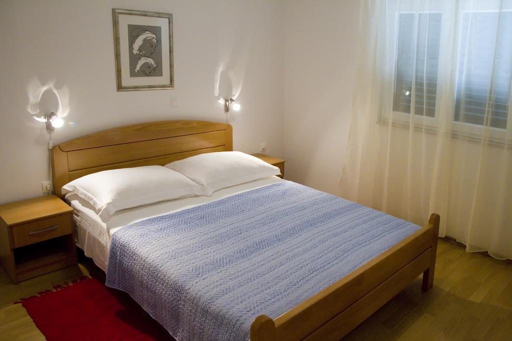 Apartments Stipe Plazibat هفار الغرفة الصورة